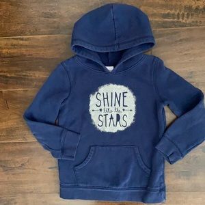 Girls size 6/6X pullover hoodie sweatshirt.